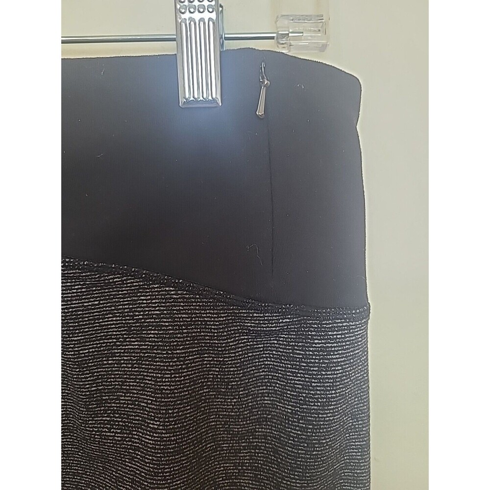 Tuff Athletics Womens Capri Leggings Gray Color Block Activewear Workout Size XL - Picture 4 of 13